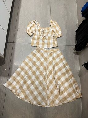 Who What Wear Beige and White Gingham Two-Piece Set
